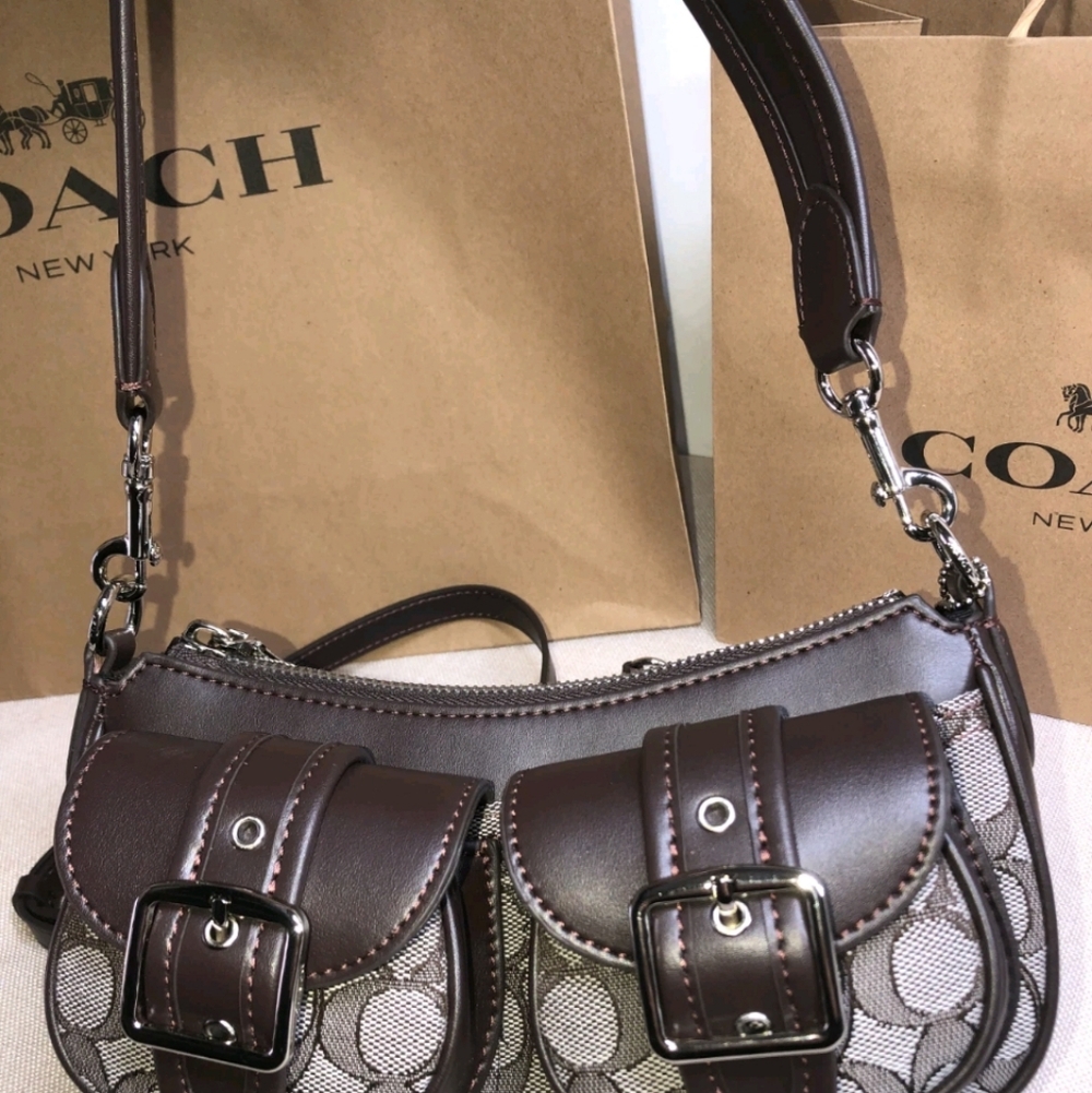 Coach CBJ00 Ashton Bag